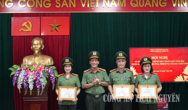 Sơ kết công tác chính trị 6 tháng đầu năm 2026.