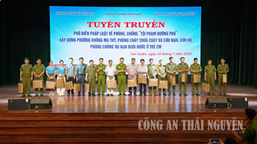 Tuyên truyền pháp luật tại phường Vạn Xuân