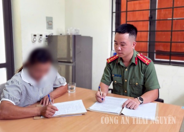 Làm việc với trường hợp dùng mạng xã hội đăng tải thông tin xúc phạm uy tín, hình ảnh lực lượng Công an.