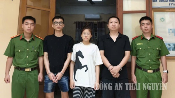 Công an phường Gia Sàng bắt giữ 3 đối tượng mua bán, tàng trữ trái phép chất ma túy