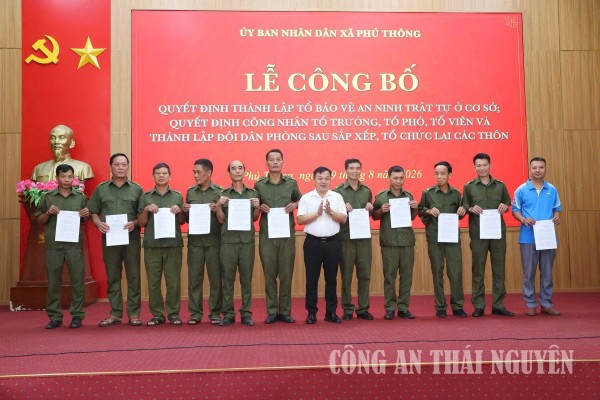 Xã Phủ Thông thành lập tổ bảo vệ an ninh, trật tự ở cơ sở và kiện toàn đội dân phòng