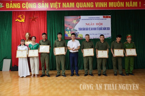 Xã Trần Phú tổ chức Ngày hội toàn dân bảo vệ an ninh Tổ quốc