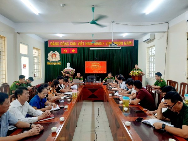 Công an xã Đại Phúc tổ chức hội nghị lắng nghe ý kiến nhân dân