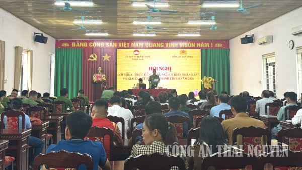 Công an xã Nà Phặc tổ chức hội nghị “Lắng nghe ý kiến nhân dân”
