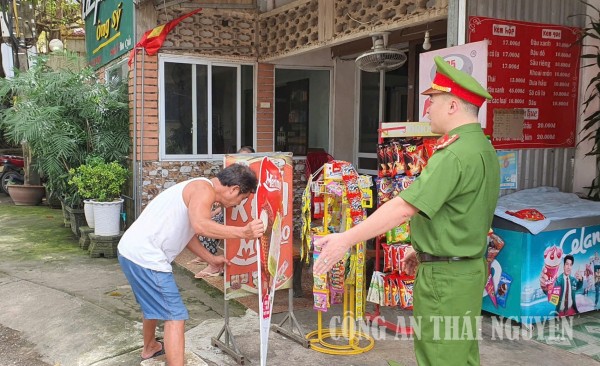 Công an xã Định Hóa giải quyết điểm nghẽn về “trật tự đô thị”