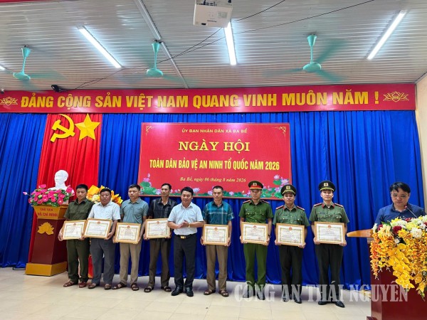 Ba bể phong trao toan dan