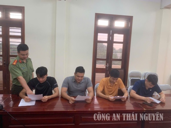 Bách Quang TT nghĩa vụ CAND