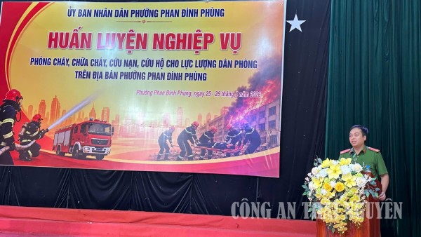 Phường Phan Đình Phùng huấn luyện nghiệp vụ phòng cháy, chữa cháy cho lực lượng cơ sở