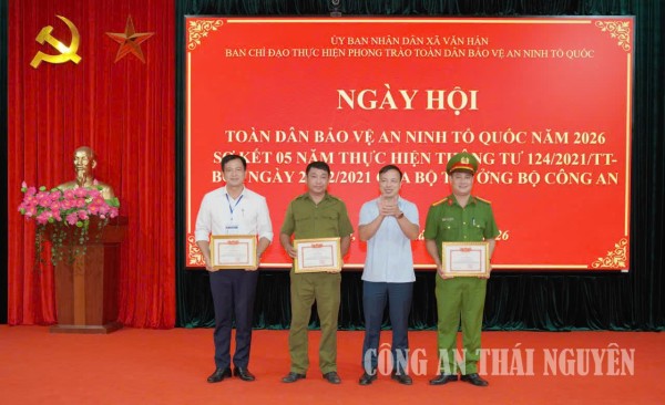Văn hán ngày hội