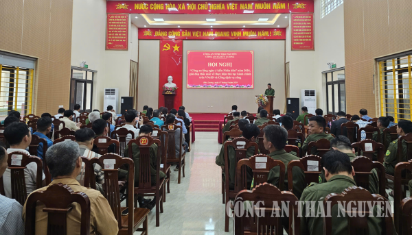 Công an xã Đức Lương tổ chức hội nghị “Công an lắng nghe ý kiến Nhân dân”
