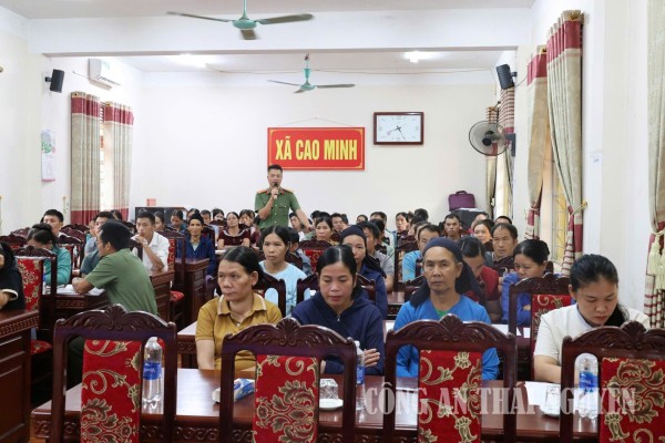 Xã Cao Minh tuyên truyền pháp luật vùng đồng bào dân tộc thiểu số