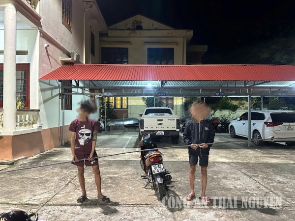 Kịp thời ngăn chặn nhóm thanh thiếu niên mang theo hung khí, có dấu hiệu gây rối trật tự công cộng