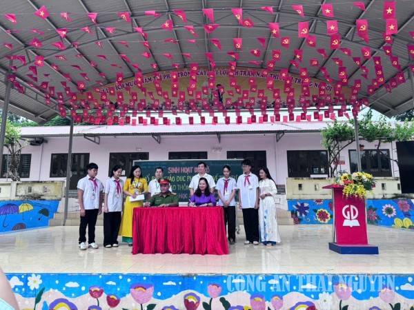 Công an phường Đức Xuân xây dựng văn hóa giao thông học đường