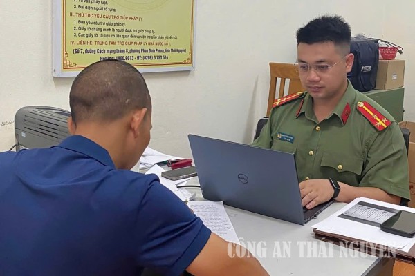 Công an phường Bách Quang làm việc trường hợp tương tác với thông tin xấu, độc