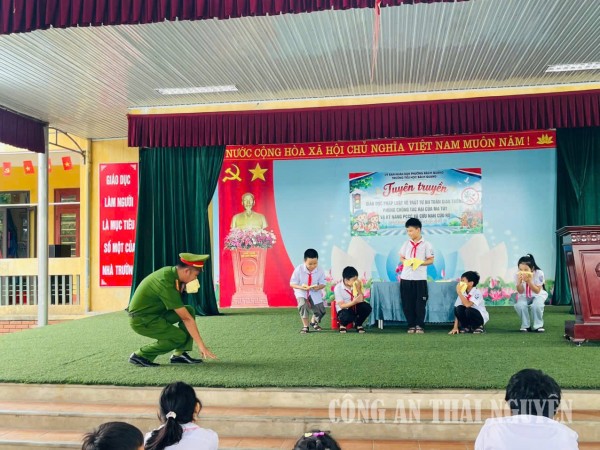 Công an phường Bách Quang đẩy mạnh tuyên truyền pháp luật