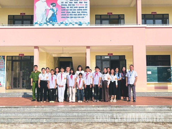 Ra mắt mô hình “Cổng trường an toàn giao thông”