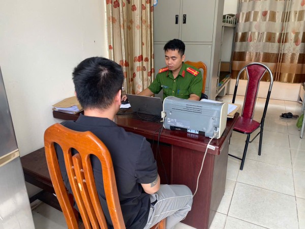Công an phường Bá Xuyên phát hiện, xử lý công dân nhập cảnh trái phép.