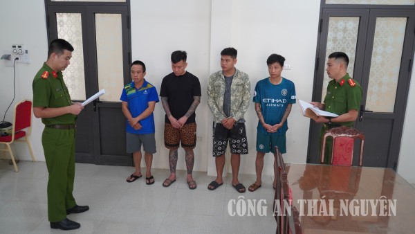 04 đối tượng bị khởi tố về hành vi cho vay lãi nặng; lạm dụng tín nhiệm chiếm đoạt tài sản và tiêu thụ tài sản do người khác phạm tội mà có