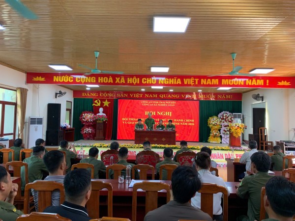 Công an xã Nghiên Loan tổ chức đối thoại về thủ tục hành chính