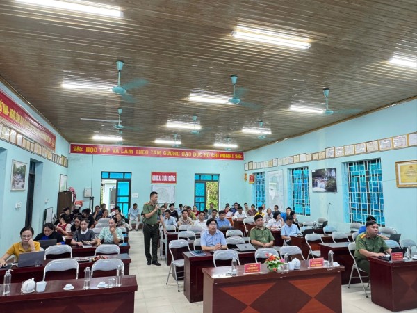 Giữ gìn bản sắc văn hóa gắn với bảo đảm an ninh, trật tự