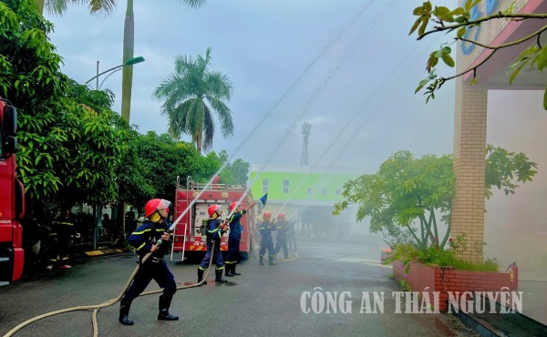 Thực tập phương án chữa cháy, cứu nạn, cứu hộ tại Công ty TNHH Doorien Vina