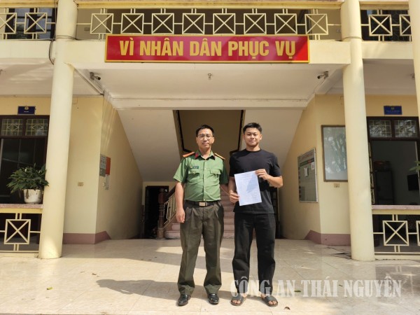 Tuổi trẻ Phú Bình tình nguyện thực hiện nghĩa vụ tham gia Công an nhân dân
