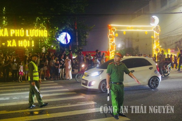 Công an xã Phú Lương bảo đảm an ninh, an toàn chương trình Tết Trung thu