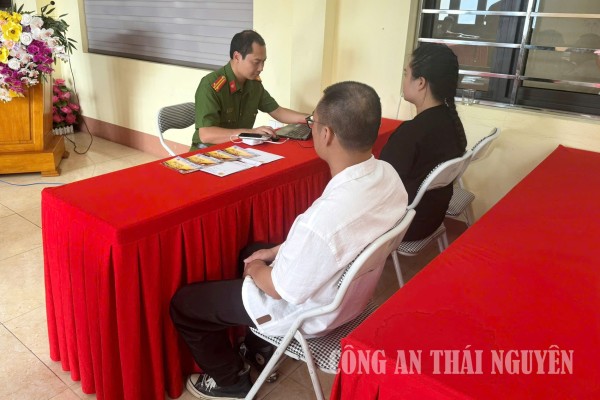Phòng Cảnh sát kinh tế Công an tỉnh Thái Nguyên phát hiện, lập hồ sơ xử lý 03 trường hợp mua, bán vé xem Concert quốc gia