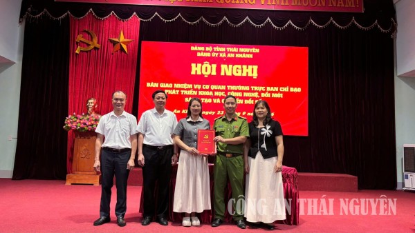 Công an xã An Khánh nhận bàn giao nhiệm vụ cơ quan thường trực Ban chỉ đạo 57 xã An Khánh
