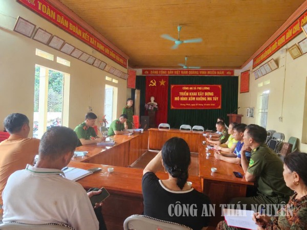 Công an xã Phú Lương đẩy mạnh xây dựng xã không ma túy