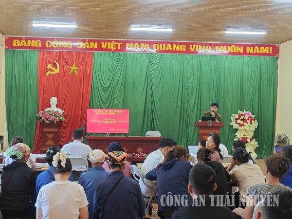 Công an xã Nghiên Loan tuyên truyền phòng cháy, chữa cháy tại cơ sở