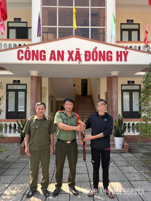 Hiệu quả từ công tác tuyên truyền thu hồi vũ khí trong Nhân dân