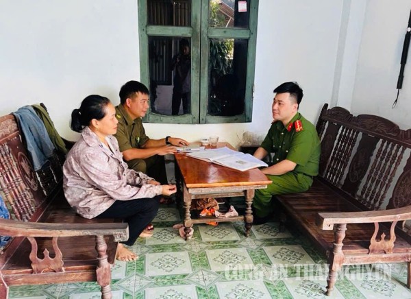 Công an xã Kim Phượng thực hiện cao điểm rà soát, kiểm tra cư trú trên địa bàn