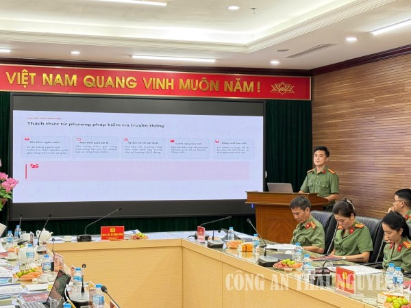 Hội đồng nghiệm thu 14 sáng kiến cấp cơ sở năm 2026.