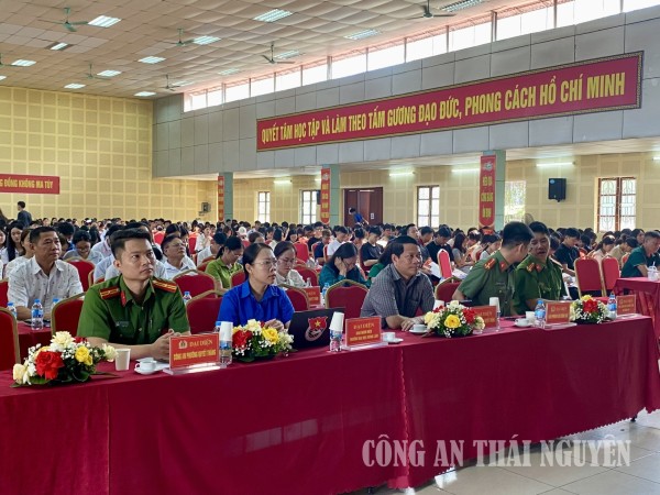 Công an phường Quyết Thắng phối hợp tuyên truyền phòng, chống ma túy