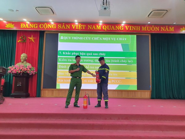Công an phường Phổ Yên tập huấn nghiệp vụ phòng cháy, chữa cháy cho lực lượng ở cơ sở
