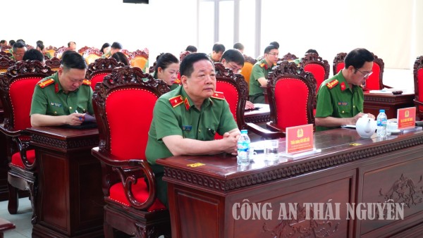 Công an tỉnh Thái Nguyên học tập, quán triệt Nghị quyết Trung ương 4, Khóa XIV