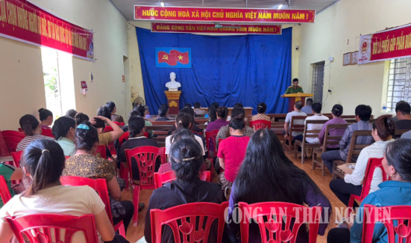 Công an xã Phúc Lộc dựng 'lá chắn lòng dân', giữ bình yên bản làng