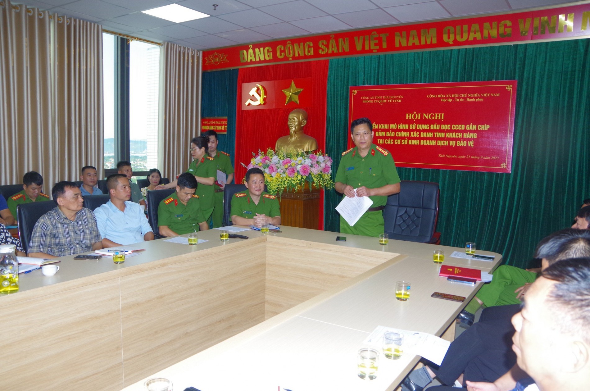 Triển khai Mô hình điểm sử dụng đầu đọc CCCD gắn chíp tới các cơ sở kinh doanh dịch vụ bảo vệ
