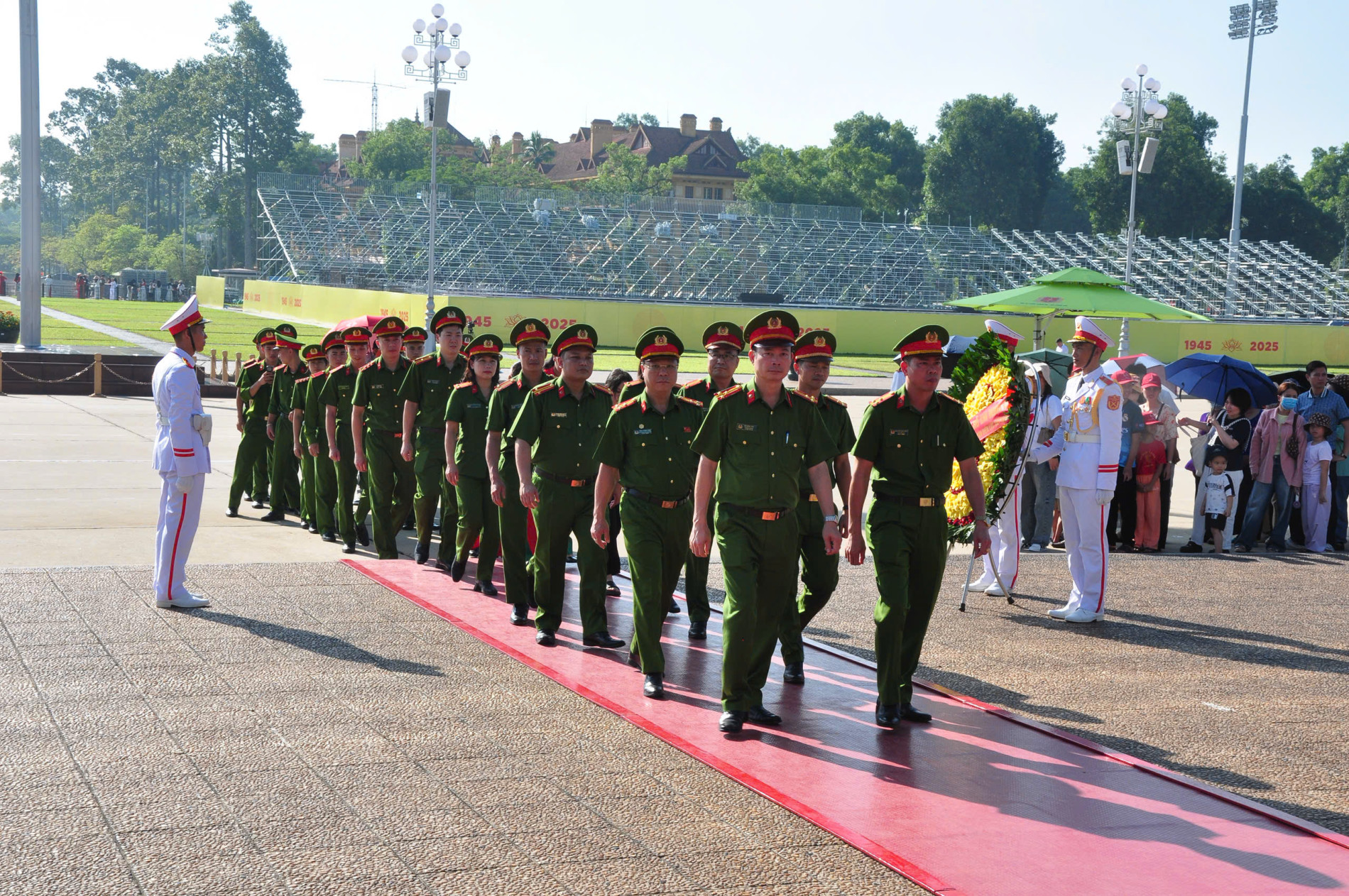 Trại tạm giam số 1, Công an tỉnh Thái Nguyên vào Lăng viếng Chủ tịch Hồ Chí Minh