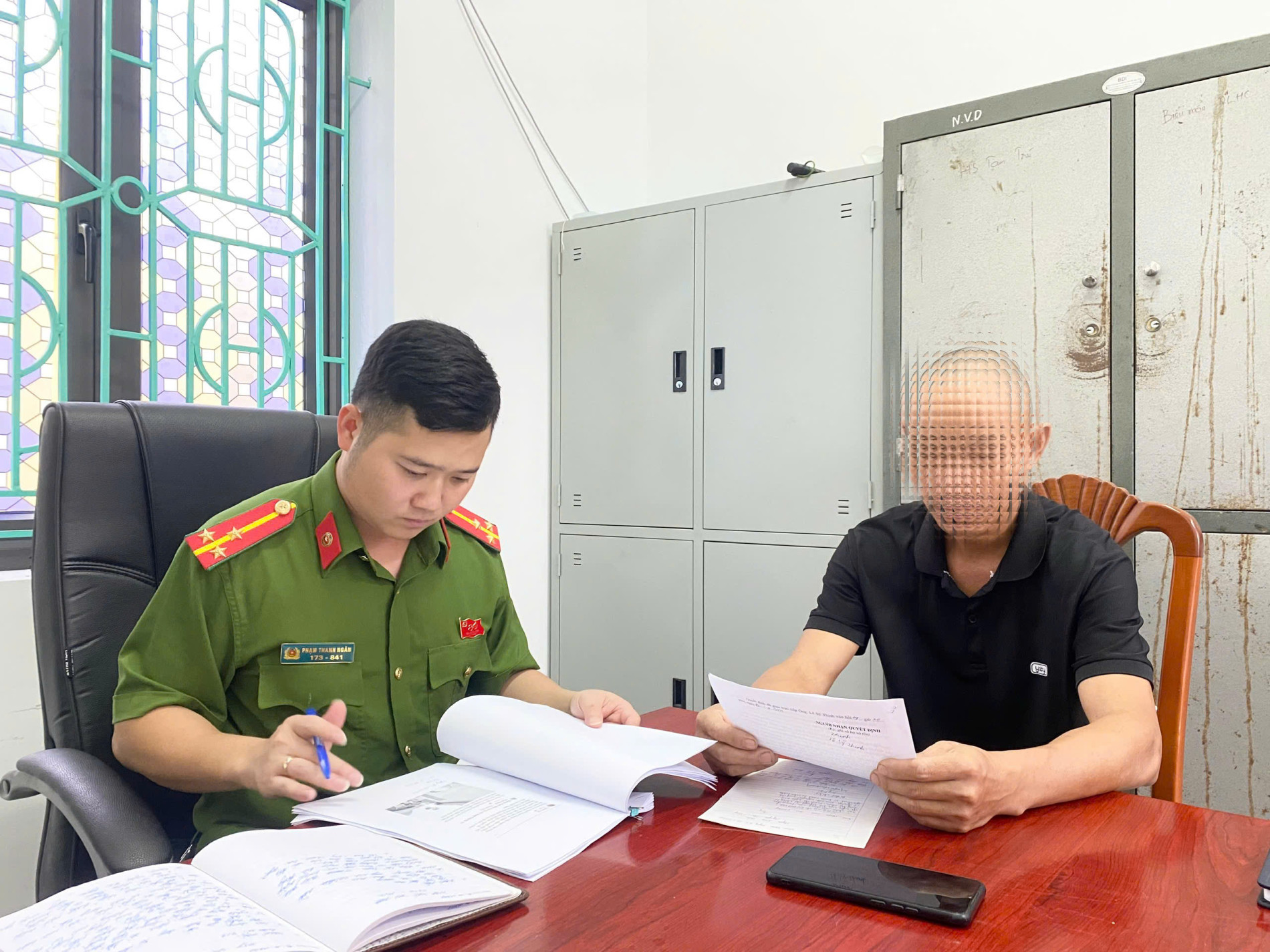 ẢNH VỤ ĐĂNG TẢI THÔNG TIN