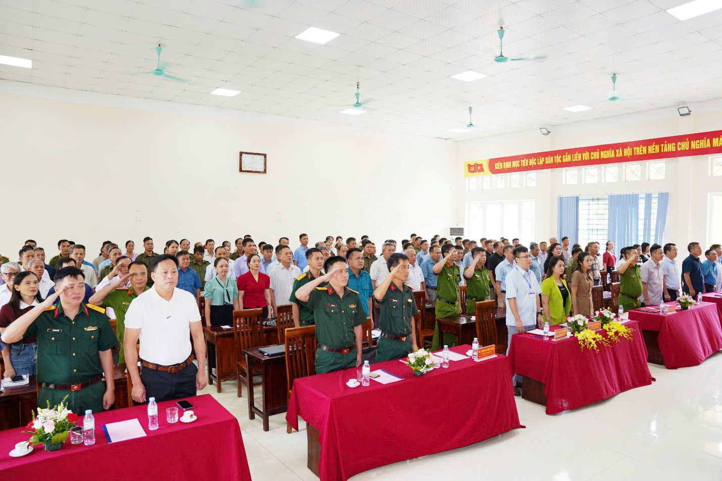 XÃ VĂN HÁN TỔ CHỨC NGÀY HỘI TOÀN DÂN BẢO VỆ AN NINH TỔ QUỐC NĂM 2025