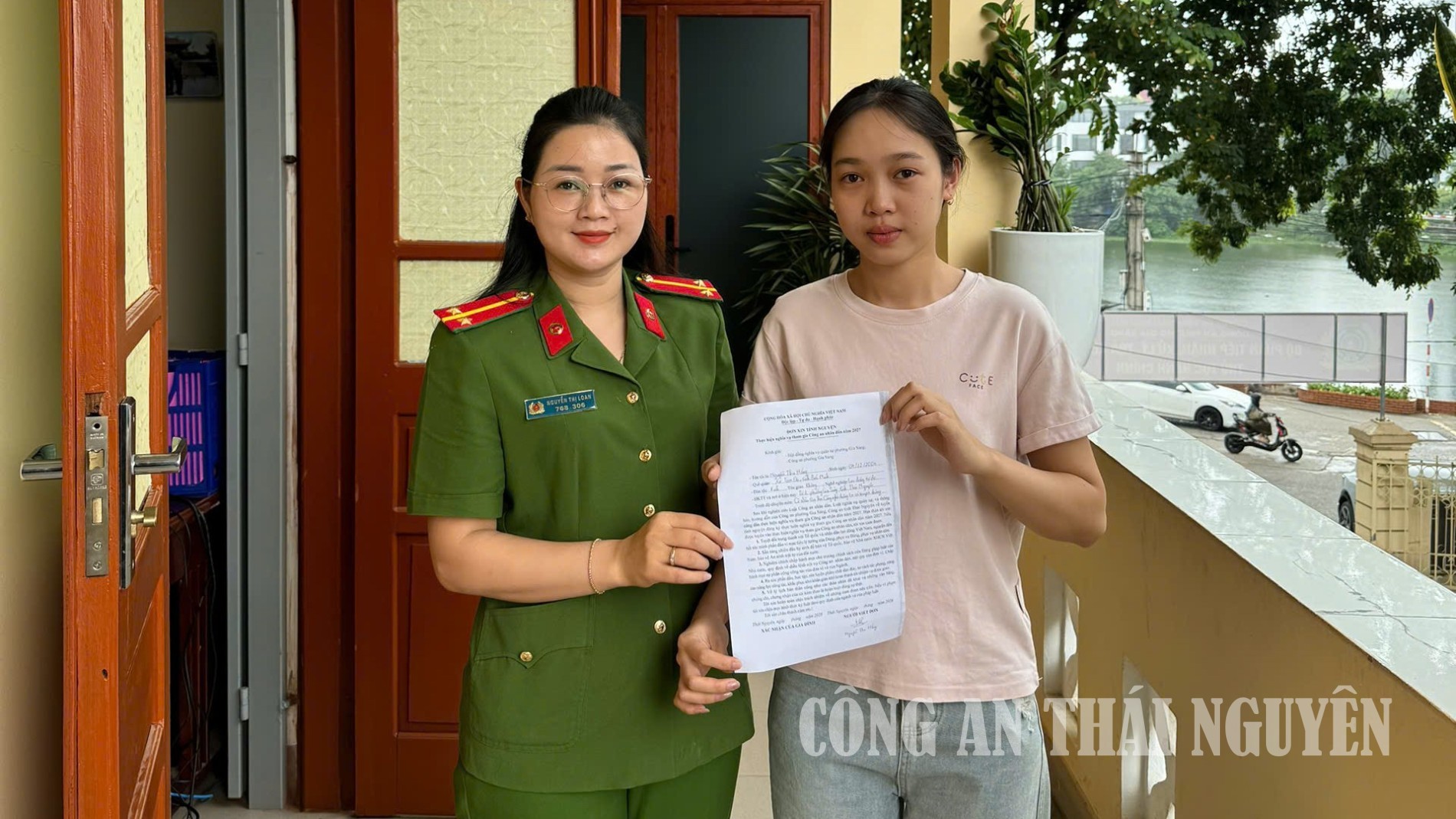 Công an phường Gia Sàng tiếp nhận công dân tình nguyện tham gia nhập ngũ năm 2027.