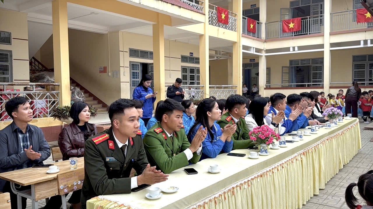 17 01 TRUNG HOI (5)