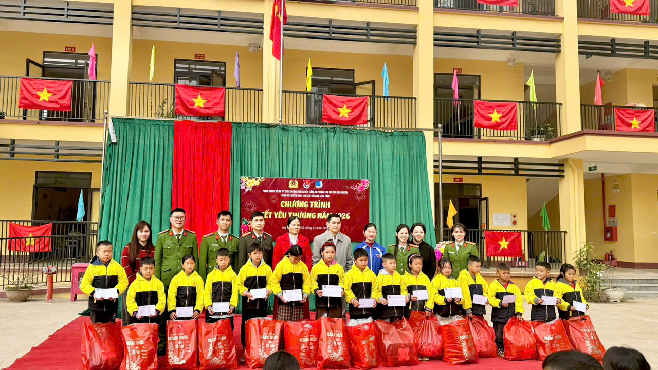 31 01 LINH SON TANG QUA (1)