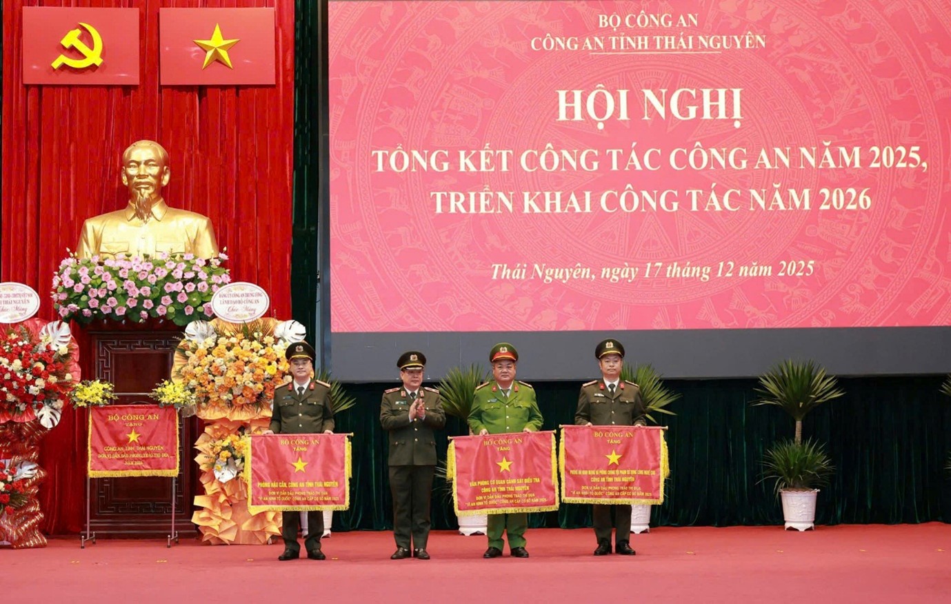 Ảnh1 Hậu cần
