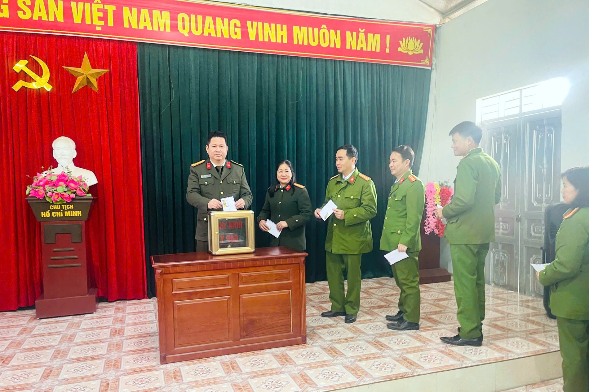 CA XA PHONG QUANG phat dong Xuan tinh nguyen (1)