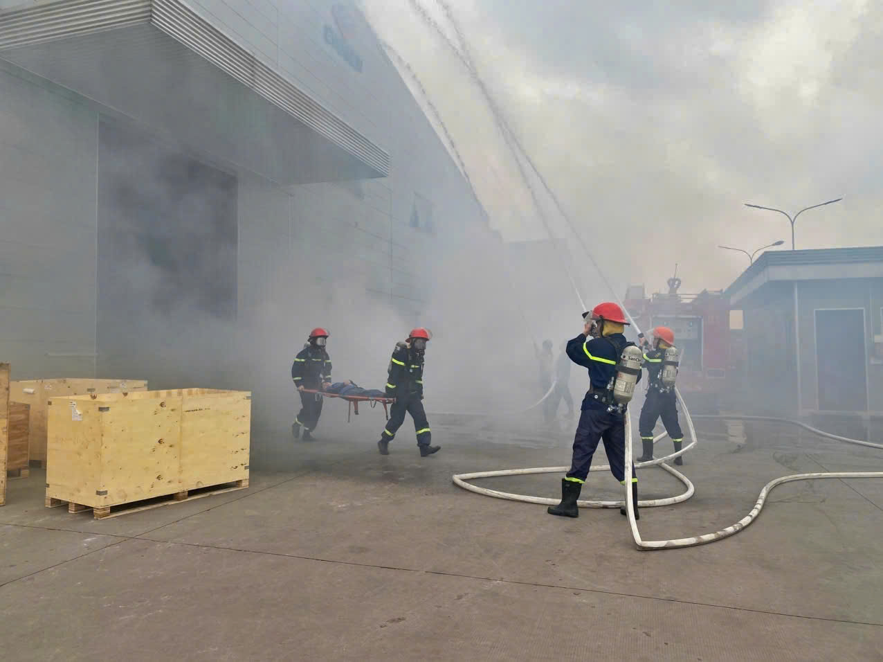 3 thực tập phương án chữa cháy và cứu nạn cứu hộ tại Công ty TNHH Cơ điện Liyang Việt Nam