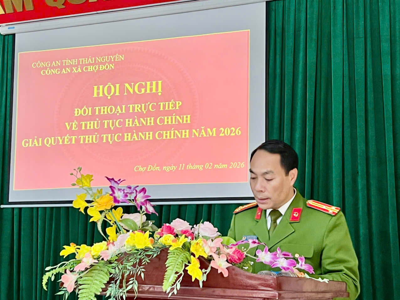 Ảnh 6 Đc Trưởng Công an xã phát biểu tiếp trả lời ý kiến đại biểu