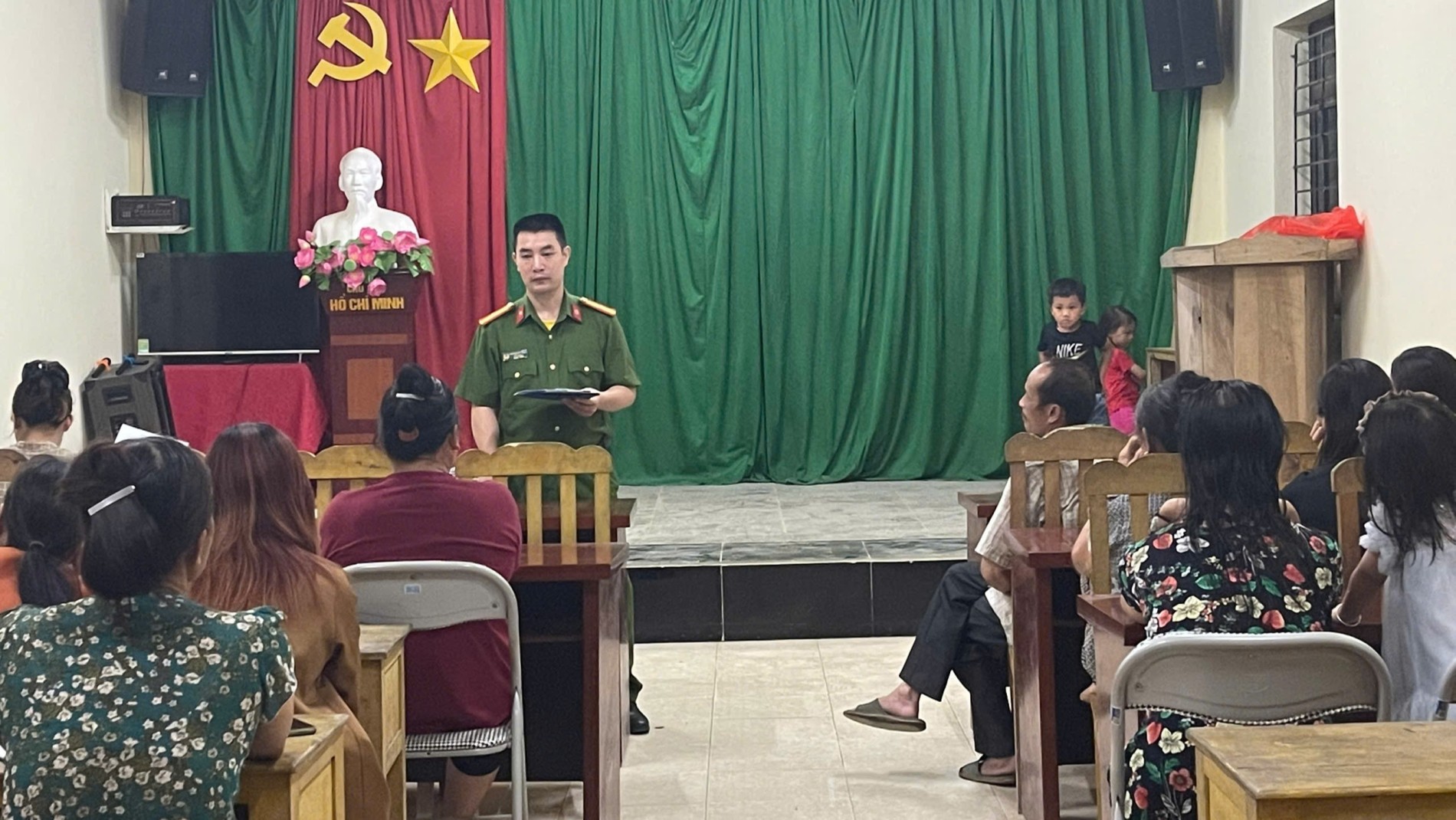 Anh 1